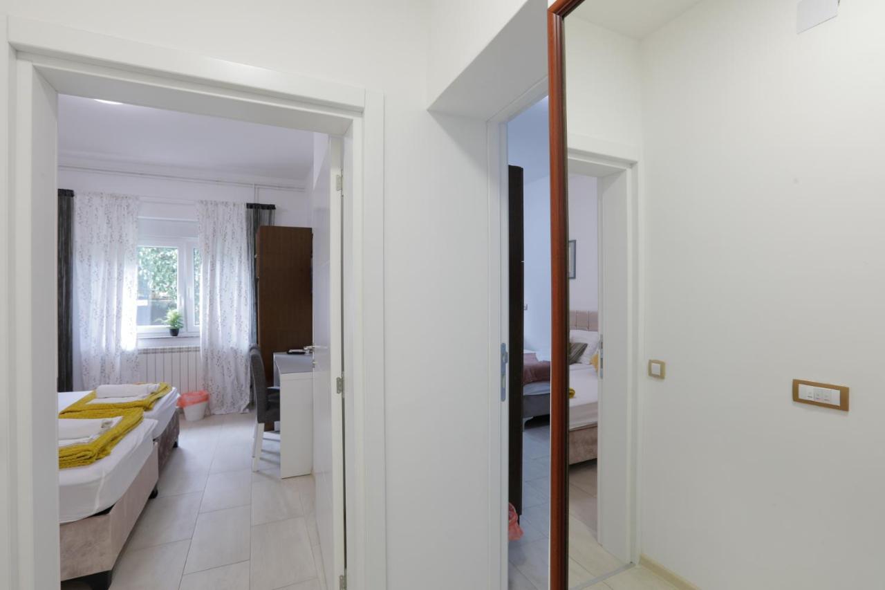 Aviator Apartments & Rooms Nikola Tesla Airport Belgrade Surčin Extérieur photo