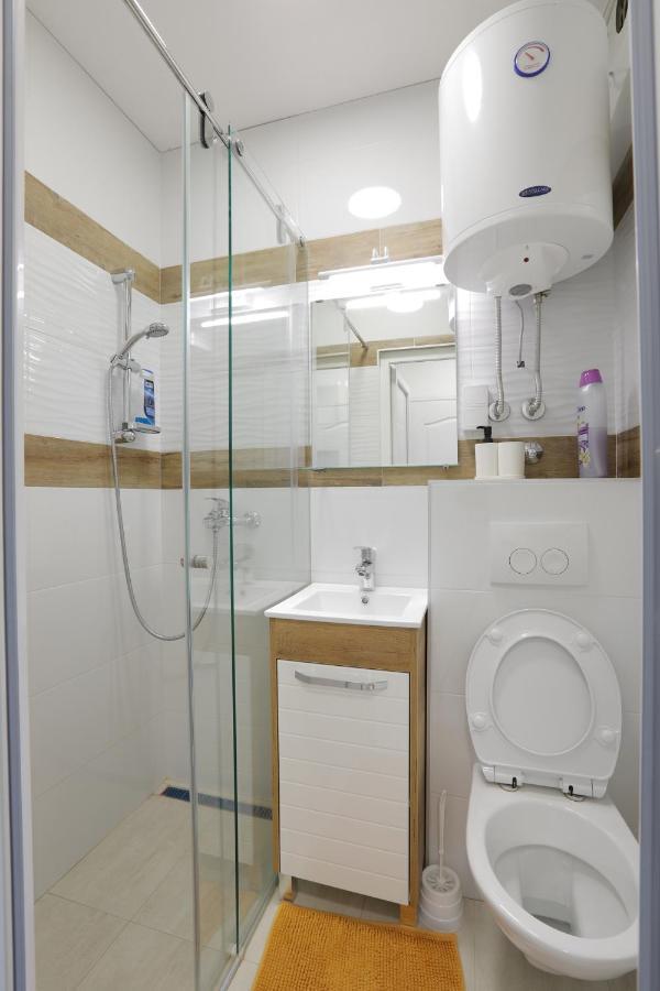 Aviator Apartments & Rooms Nikola Tesla Airport Belgrade Surčin Extérieur photo