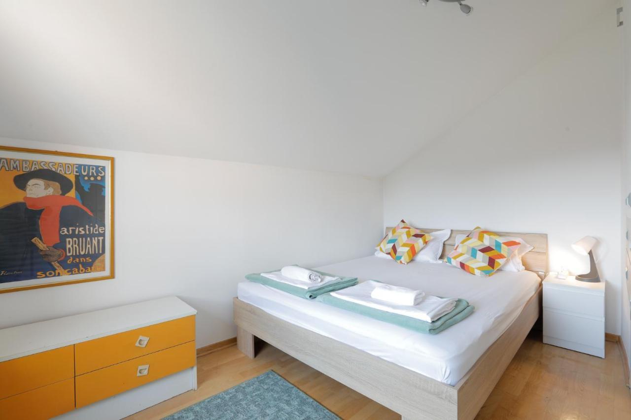 Aviator Apartments & Rooms Nikola Tesla Airport Belgrade Surčin Extérieur photo